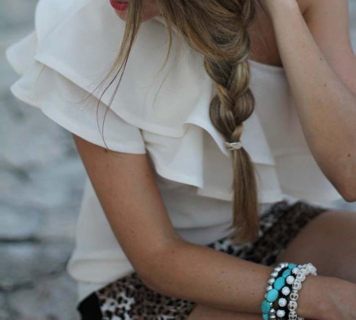 Lateral braid photo at fashion blog by Mónica Sors