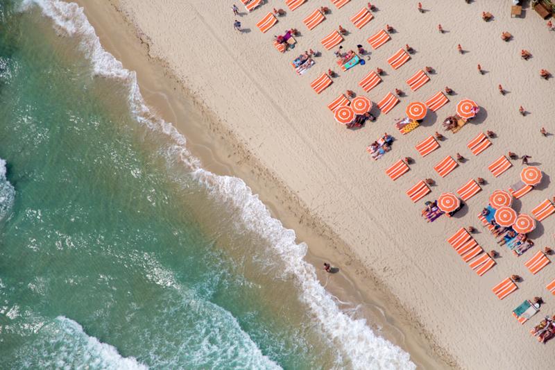 THE BEACH FROM AIR / PLAYAS DESDE EL AIRE