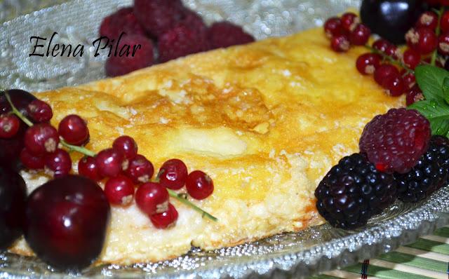 Tortilla soufflée dulce al Ron con frutas rojas