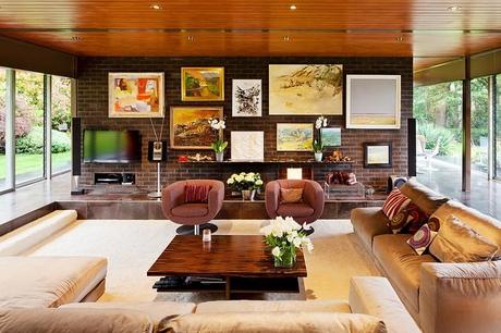 Un lindo cuadro pero con un hermoso marco tambien