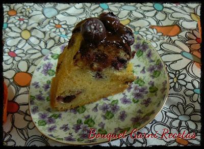 Budín de frutos rojos