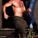 article-2183042-145CC6BD000005DC-975_468x772