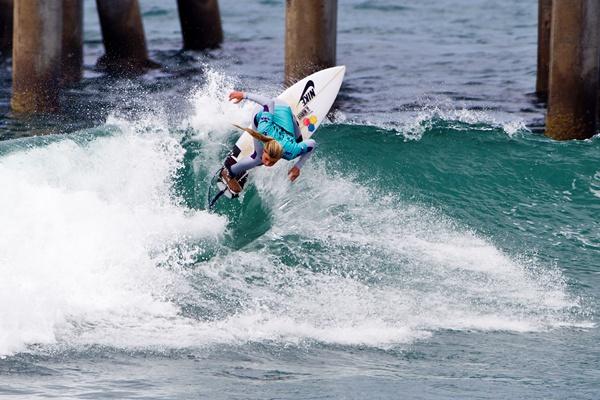 Julian Wilson y Lakey Peterson campeones del Nike US Open of Surfing 2012