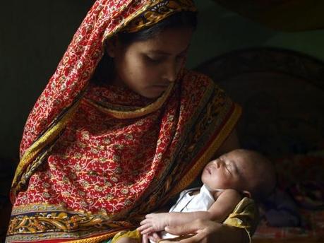 La lactancia materna y la vida Bangla