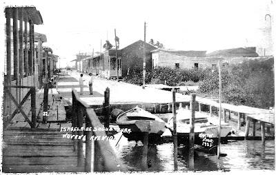 La aldea a Flor de Agua.