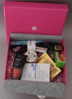 GlossyBox “Young Beauty” – agosto 2012