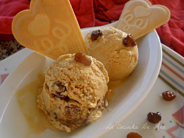 Helado de ron con pasas