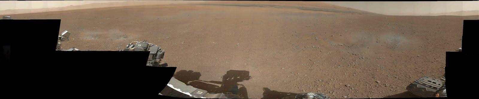 Curiosity envía la primera imagen panorámica a color del Cráter Gale