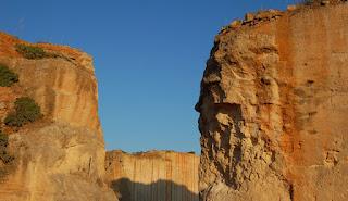 Lithica: paisaje tallado en la piedra