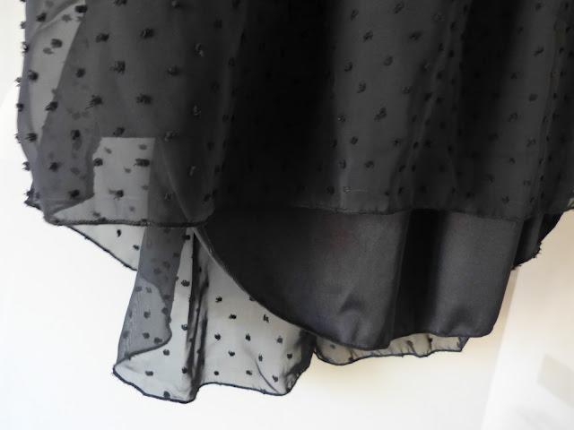 CANELA STYLE sortea una Falda Asímetrica Stradivarius