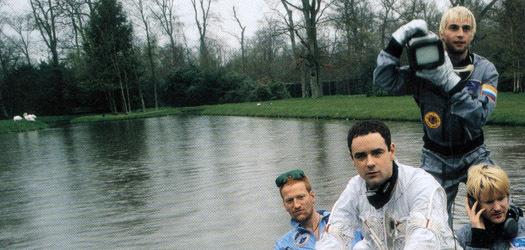 Discos: Hot shots II (The Beta Band, 2001)