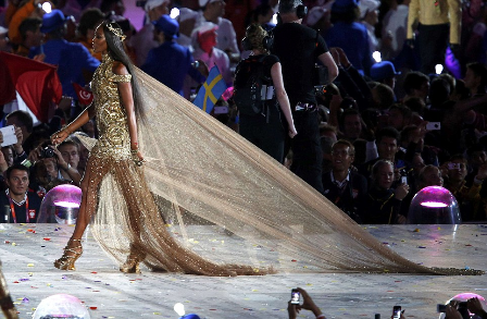 Kate Moss y Naomi Campbell en la clausura de los JJOO de Londres