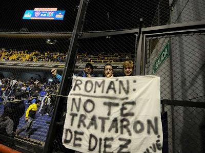 Boca levanta cabeza, sin Román