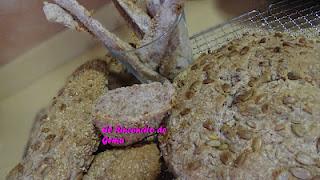 PAN INTEGRAL CON NUECES Y SEMILLAS