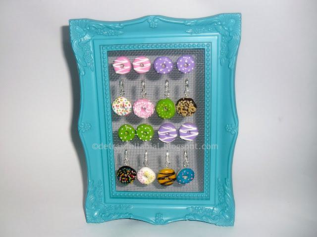 DIY: Earring Display