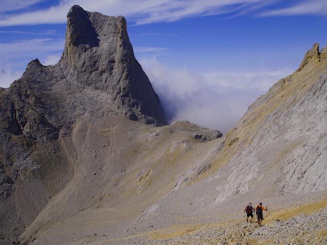 ruta circular al urriellu