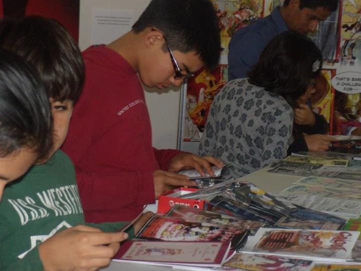 Fotos de la feria de fanzines en la Fil 2011