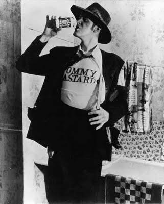 adventures barry mckenzie Fantaustralia (cap.1): renacer sobre la tierra roja. El Nuevo y Fantástico Cine Australiano entre 1970 y 1985