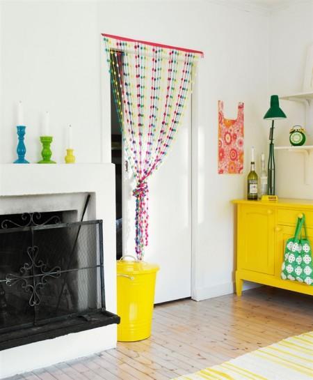 Vacaciones a todo color estilo nórdico blog estilo nórdico diseño de interiores decorar casas decoración romántica decoración escandinava decoración en colores vibrantes decoración en blanco decoración en amarillo y rosa decoración de interiores deco blog cabaña de vaciones sueca blog interiores blog decoración sueca blog decoración nórdica blog de interiorismo 