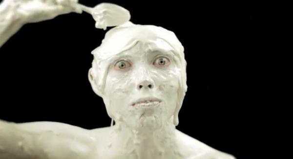 Un anuncio de helados muy muy raro