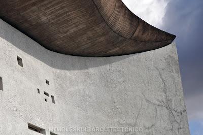 LE CORBUSIER: CAPILLA DE NOTRE DAME DU HAUT, RONCHAMP (II)