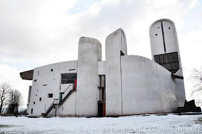 LE CORBUSIER: CAPILLA DE NOTRE DAME DU HAUT, RONCHAMP (II)