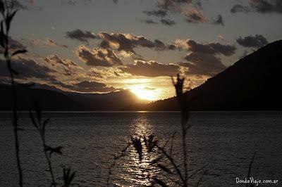 Atardecer en Lago Nahuel Huapi, en Bariloche