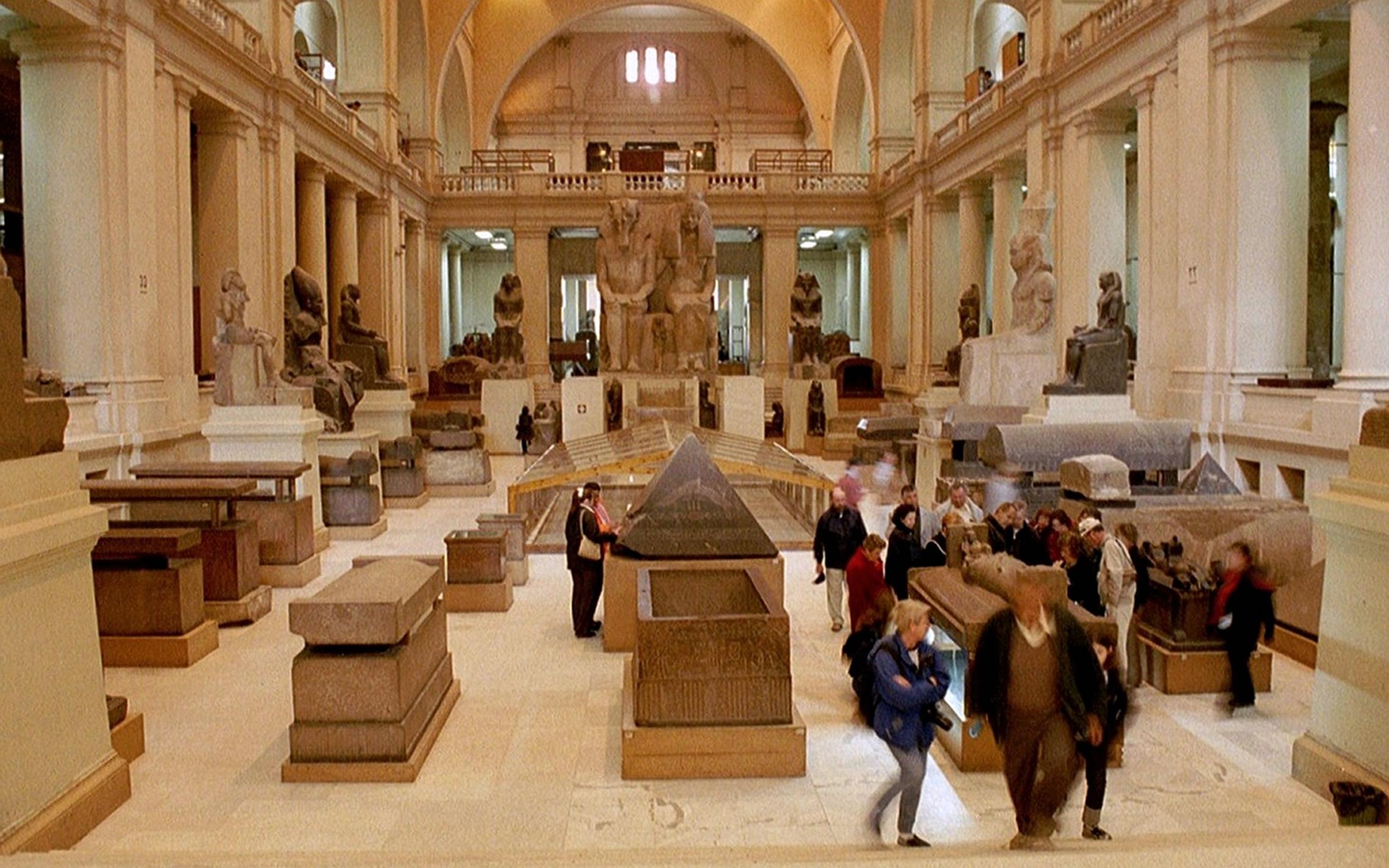 Interior del Museo Egipcio del Cairo
