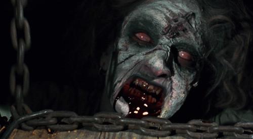 Gran Cine de Terror: ‘Evil Dead’, repulsivamente divertida