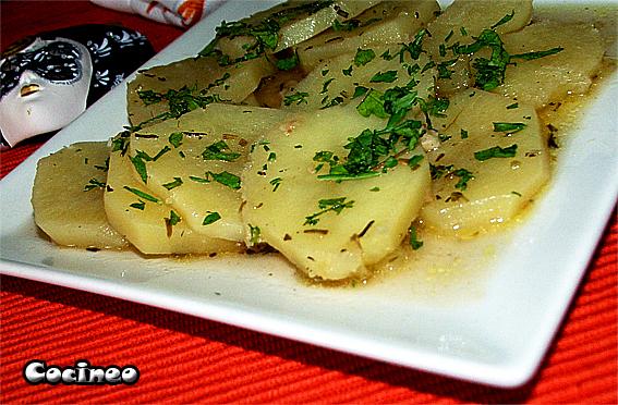 Papas al ajillo