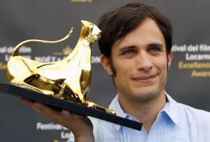 Gael García Bernal recibió el premio Excellence Möet & Chandon por su trayectoria