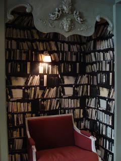 MUEBLES Y LIBROS: PAREJA IDEAL