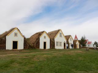 El armonio del Museo Popular de Glaumbaer, en Skagafjördur (Islandia)