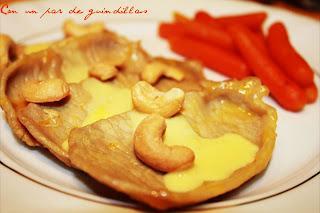 Lomos en salsa con anacardos