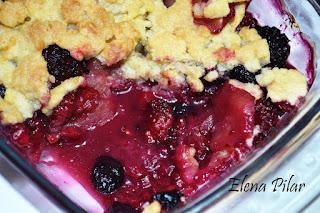 Crumble de Manzana y Frutos Rojos