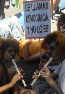 ¿DONDE ESTA LA DEMOCRACIA?