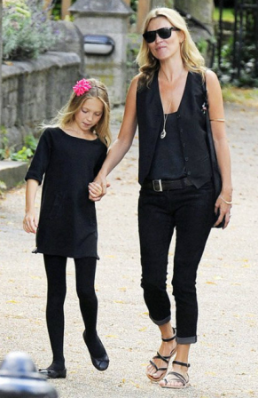 Kate Moss y Lila Grace, de Londres a St. Tropez con mucho estilo