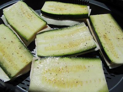 San jacobos de calabacín con salsa marinera