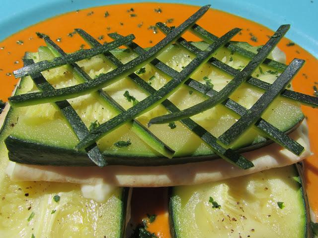 San jacobos de calabacín con salsa marinera