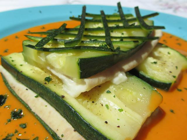 San jacobos de calabacín con salsa marinera