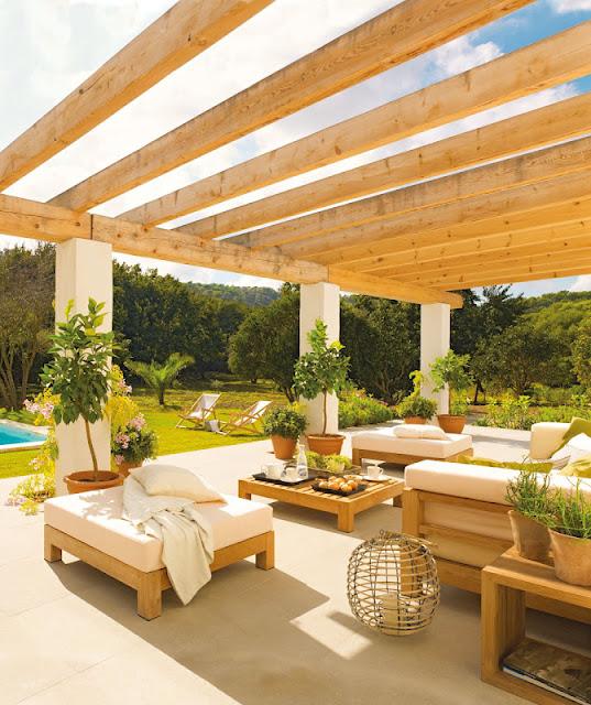 Inspirada en la naturaleza   /   Inspired by nature