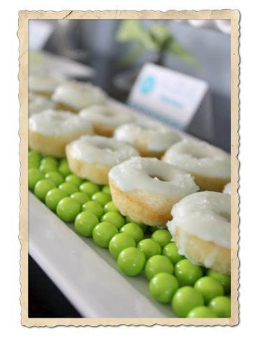 donuts-fiesta-disco-mirabellecreations-blogspot-com-frame Mesas de dulces: los donuts