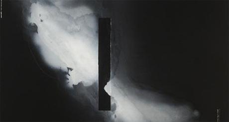 mmm Manuel Rey-Fueyo, la división entre dos universos contrarios: oscuridad y luminosidad