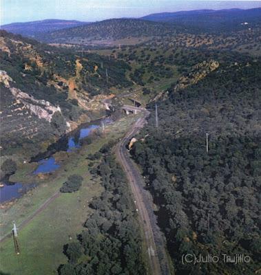 En los próximos meses la Junta y Diputación mejorarán las carreteras de la comarca de Almadén