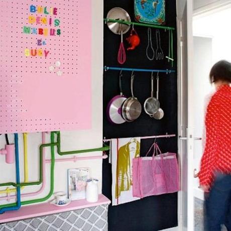 TRES ... SI NO PUEDES OCULTARLO, MAXIMÍZALO!