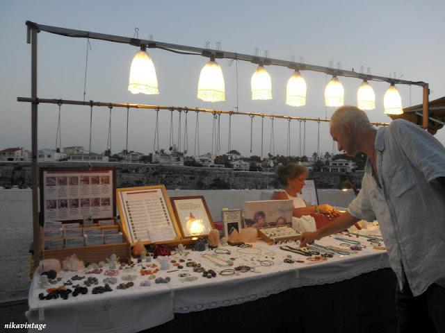 Penúltimo mercado al lado del mar