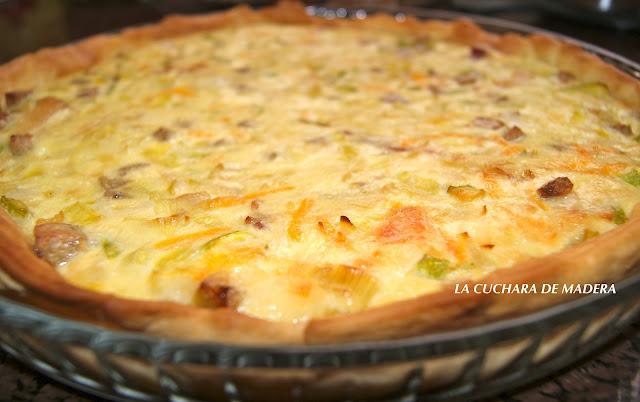 QUICHE DE SALCHICHA ALEMANA Y VERDURAS
