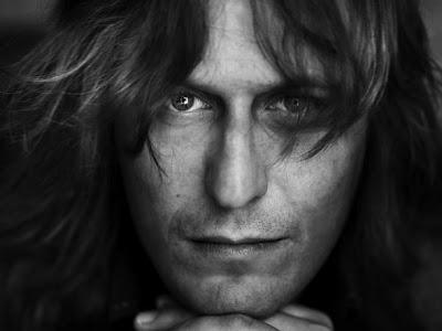 Nacho Vegas versiona un tema de Cecilia