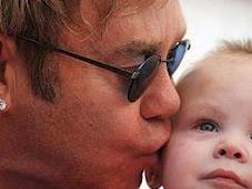 Elton John preocupa hijo discriminado futuro
