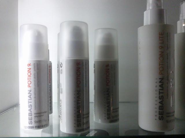 LLUVIA , PELUQUERIA Y BUENA COMPANIA EN EL WELLA ESTUDIO